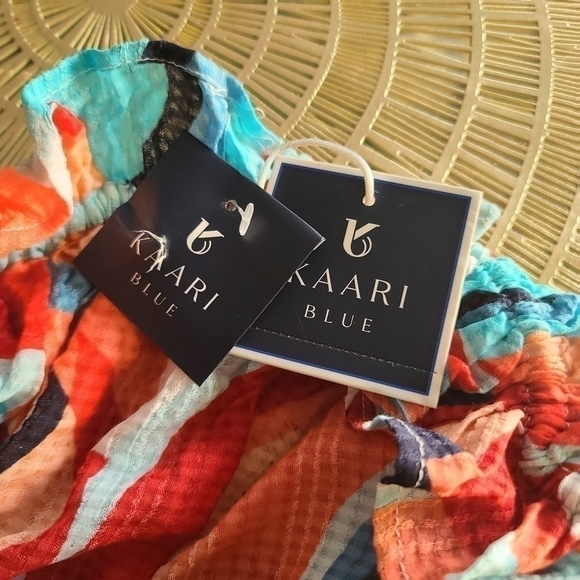 Kaari BLUE top size small - Picture 5 of 6